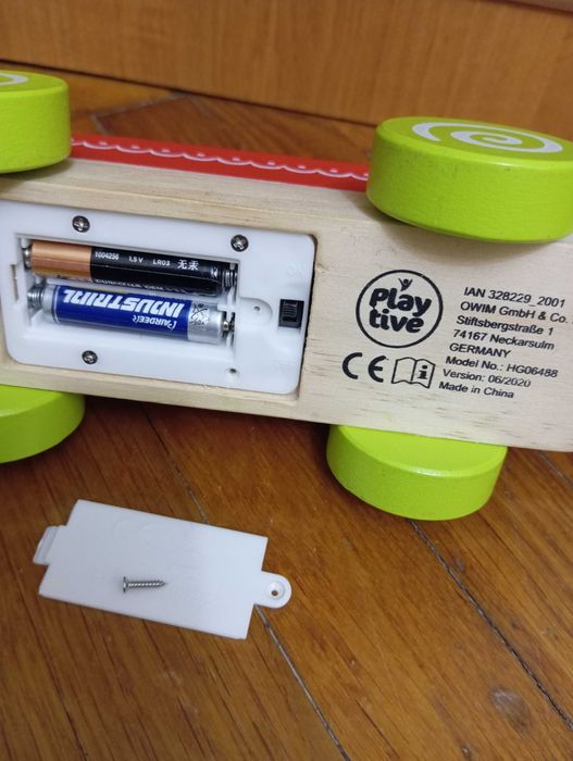 Інтерактивний дерев’яний паровозик конструктор сортер потяг Playtive