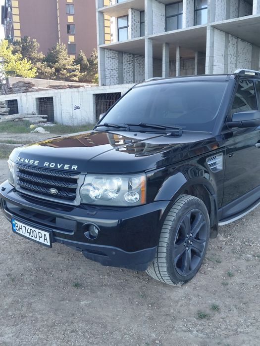 Range Rover Sport.