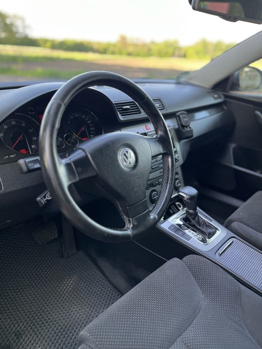 Продам Volkswagen Passat B6 1.6 бензин АВТОМАТ