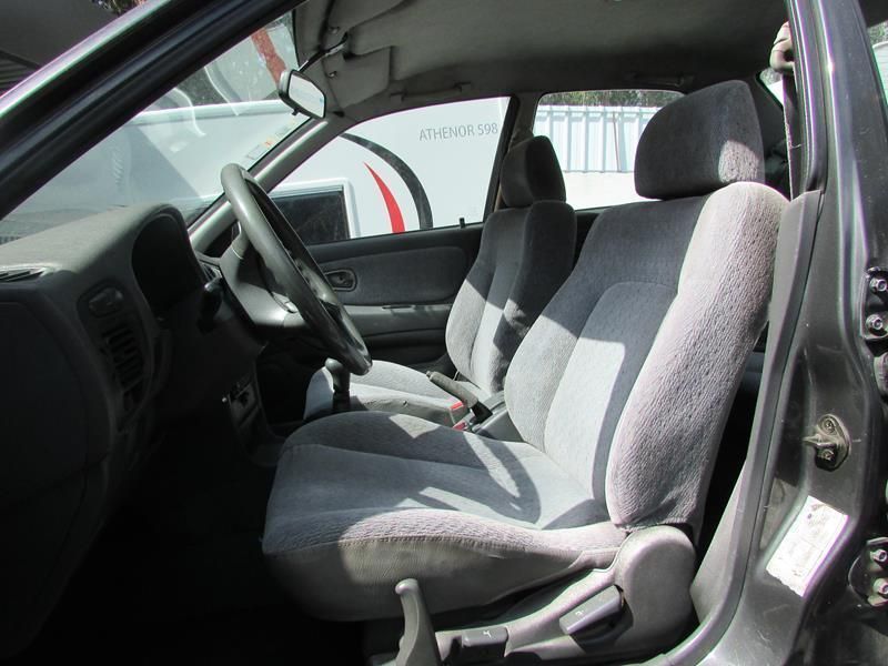 Mitsubishi Lancer 1,3 (75cv) de 1996 - Peças Usadas (5555)