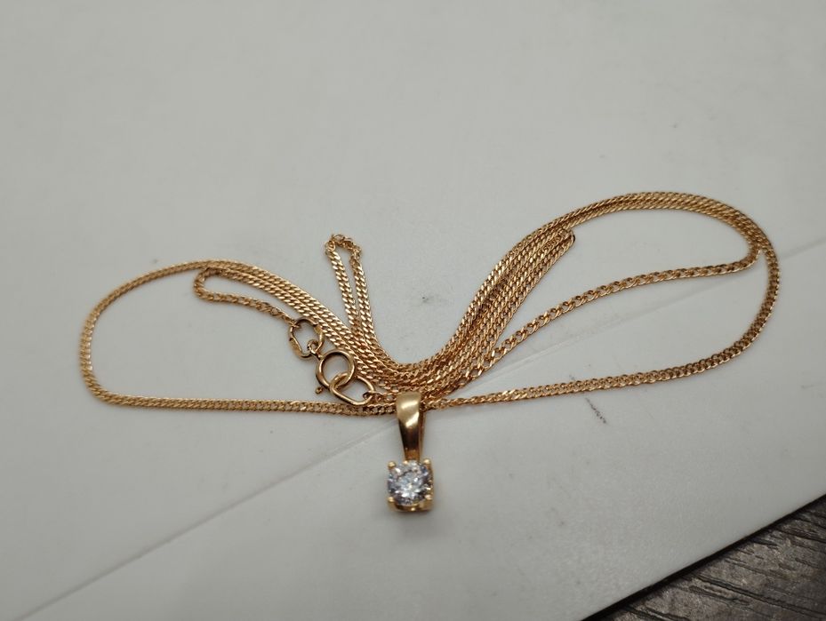 Золотая цепочка с кулончиком 2.63 грамма 50 см