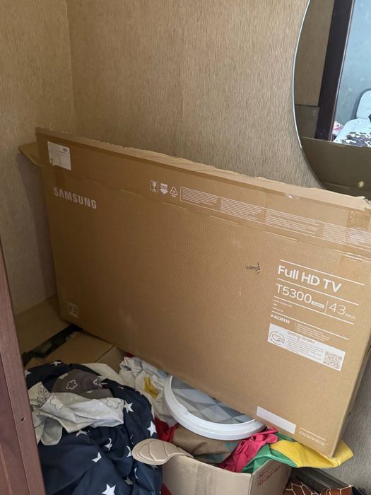 Телевизор SAMSUNG