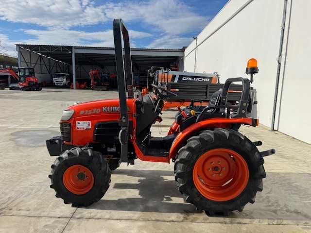 Trator Kubota B2530