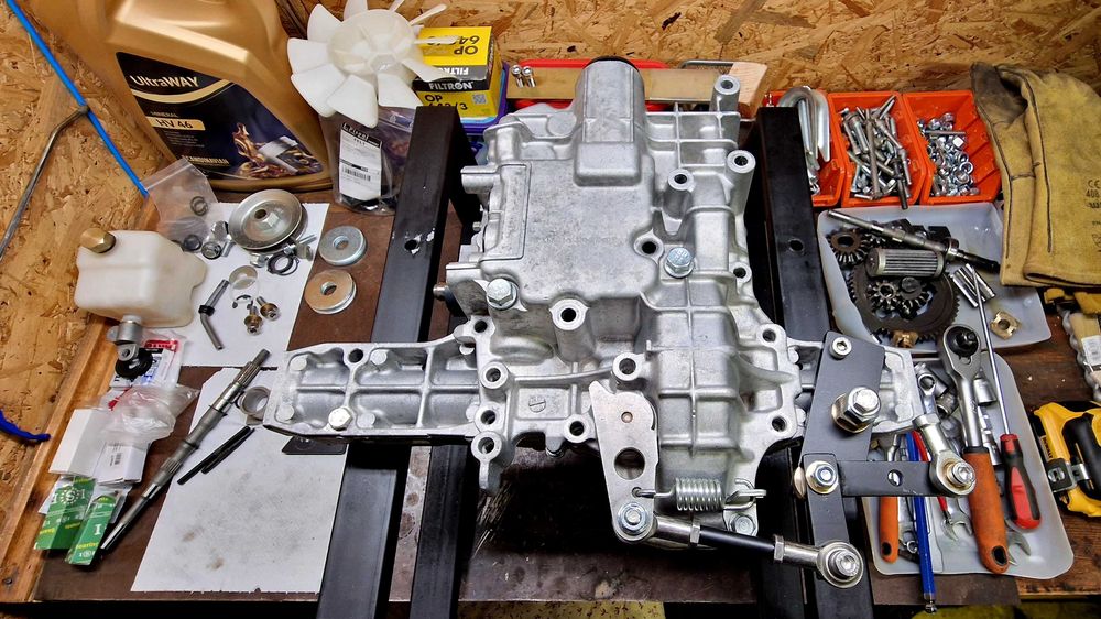 Regeneracja skrzyni biegów hydro Tuff Torq K46 K57 K62 K66 K664 K71