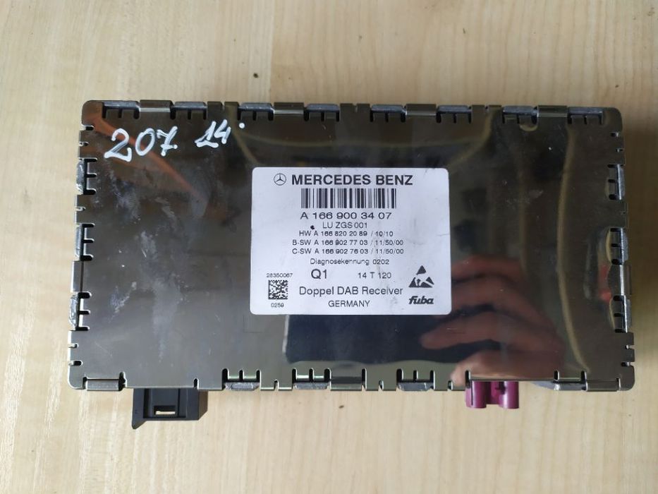 MERCEDES E 207 E 212 WZMACNIACZ TUNER RADIA DAB A 1669003407