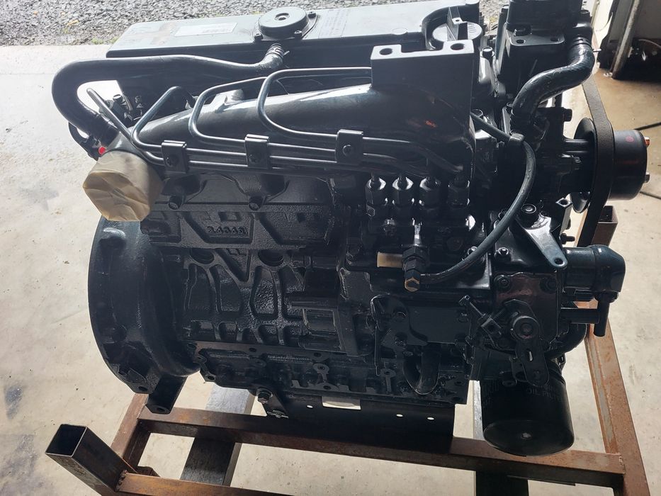 Silnik Kubota V2403