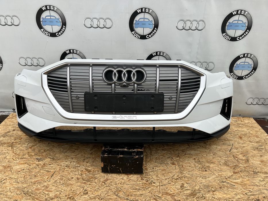 Бампер Audi E tron 4KE Q8 бампер ауді етрон простий 4ке
