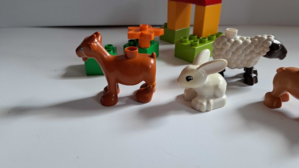 Lego Duplo - 10522 - zwierzątka na farmie