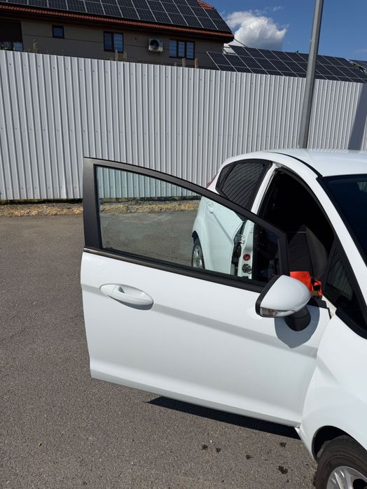 Ford Fiesta 2014 VIN WF0DXXGAKDES58154 фото оголошення 3 з 16