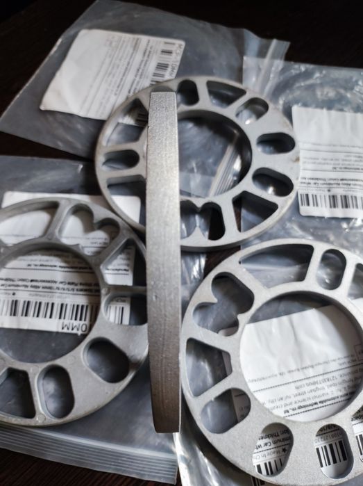 Проставки расширители на авто