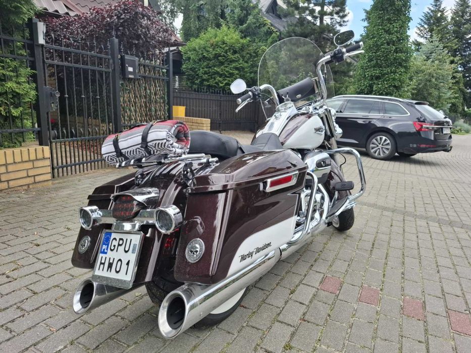 HARLEY DAVIDSON FLHR rok 2021  1760 mil