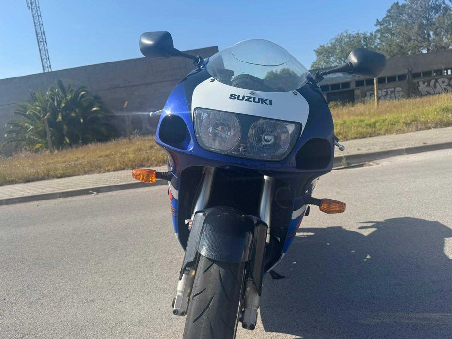 Suzuki GSX-R 750 srad
