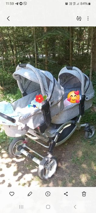 Коляска для двійні