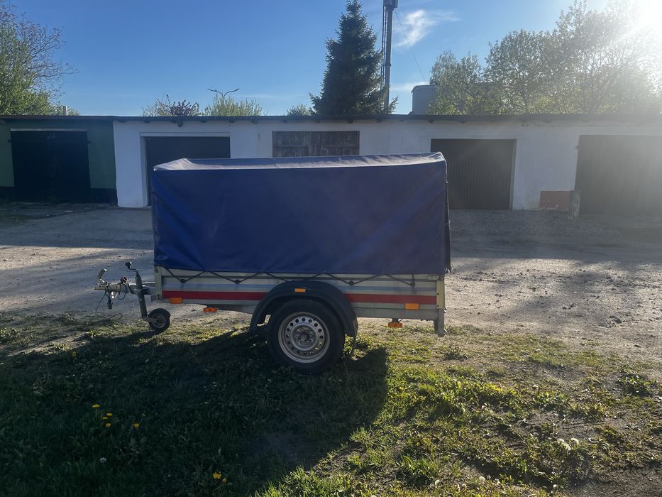 Przyczepka lekka z plandeka po