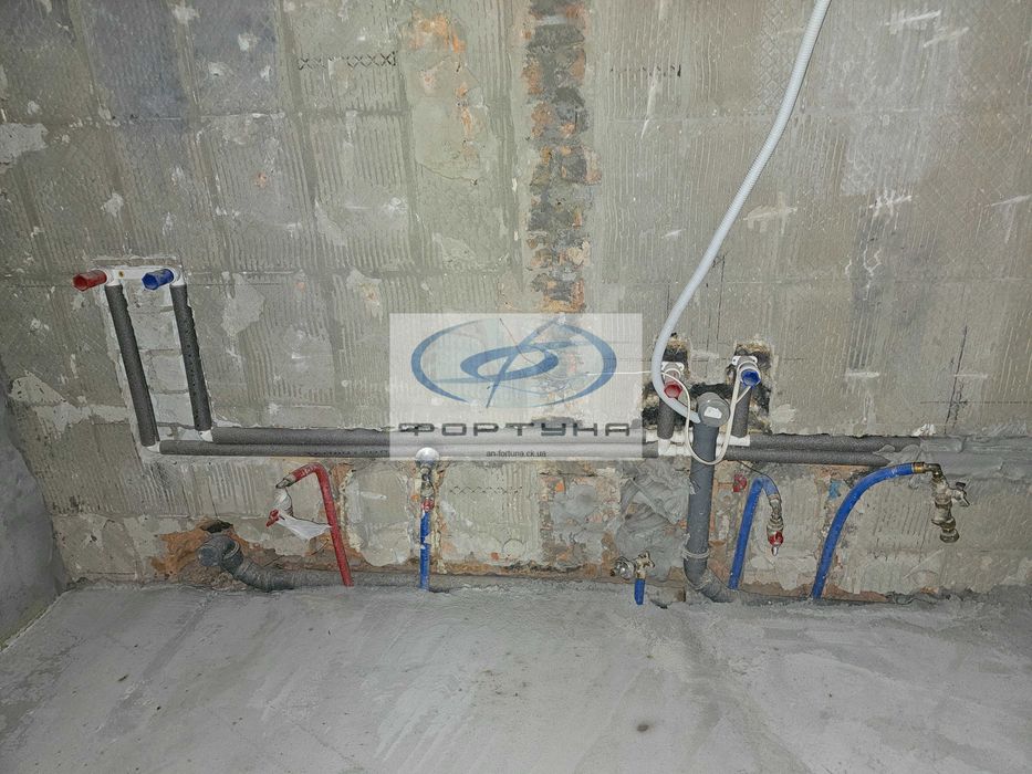 Квартира у новому будинку. р-н Дахнівка.