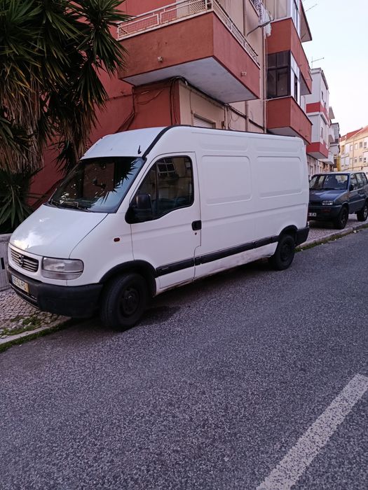 Aluguer de carrinhas sem motoristariste