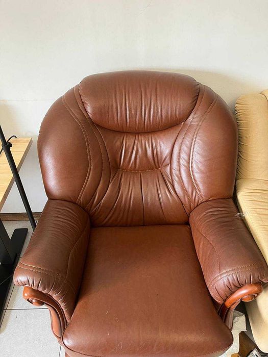 Sofá-cama de 3 lugares em pele + cadeirão, castanho