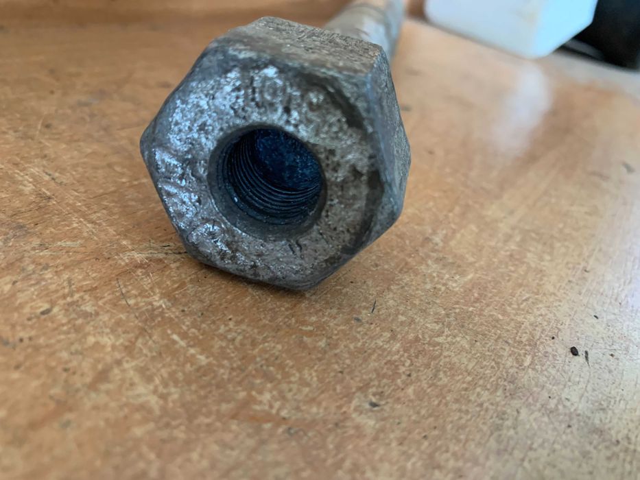 Болт Оси Автобуса ;  Икариус "