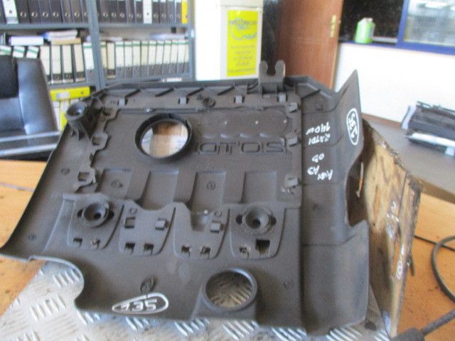 Cobertura do motor / blindagem superior do motor AUDI A3 (8L1)