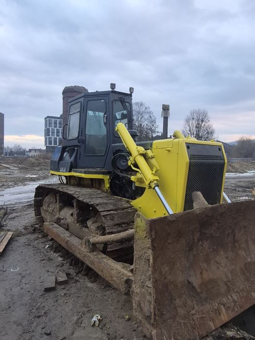 Бульдозер Shantui SD16