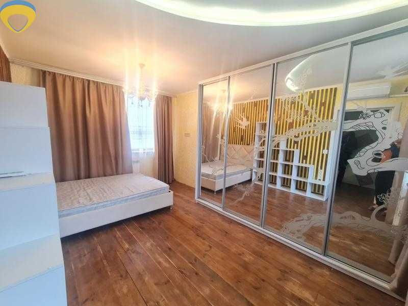 3 комн квартира 2 уровня , возле моря Николаевская дорога