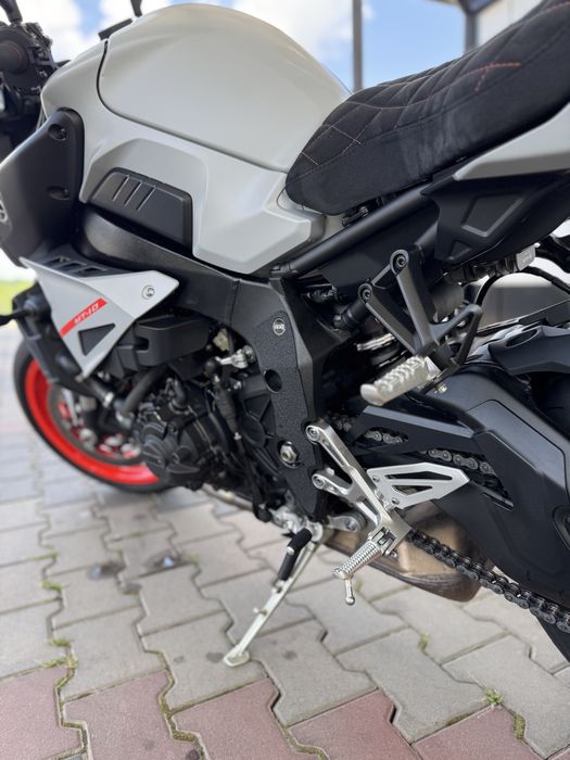YAMAHA MT10 (fz10) 163к.с.