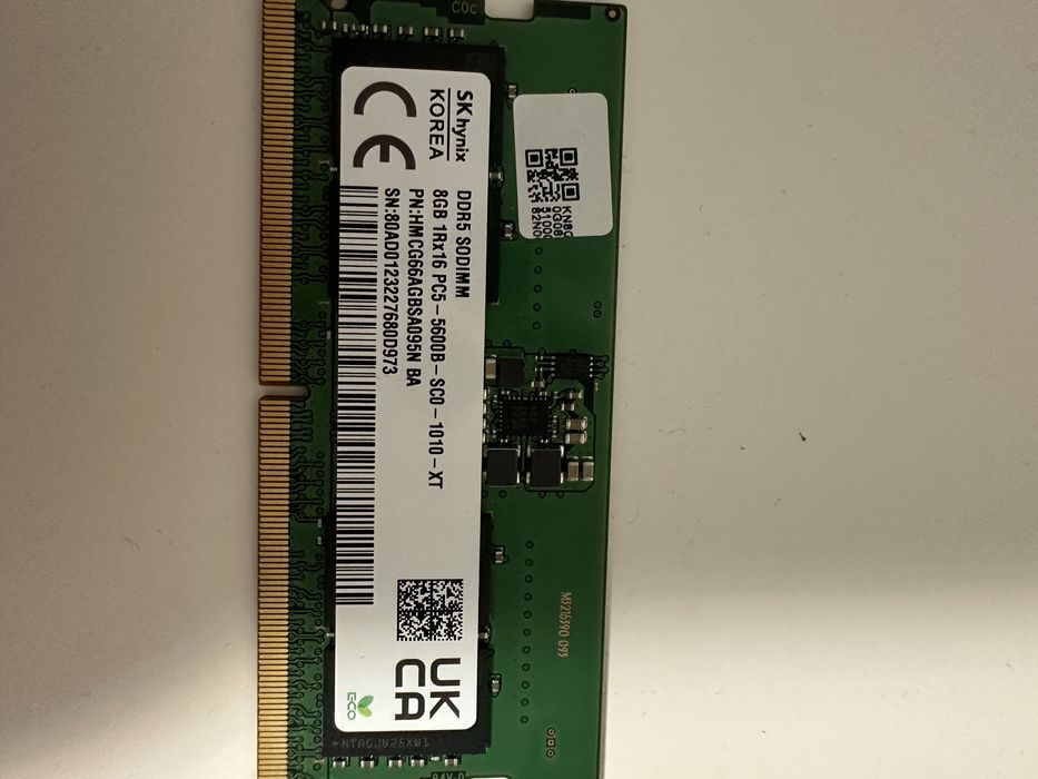 DDR5 8GB 5600 оперативна память SK hynix