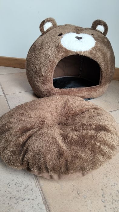 Casa para gato em forma de urso