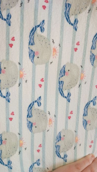 Продаю,нашу постіль з дитячого ліжечка,і наматрасник подарунок.