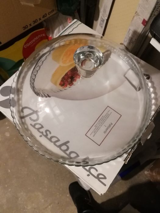 Prato para bolo com tampa