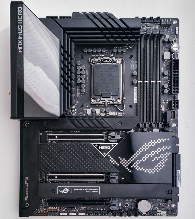 Asus Rog Z690 Hero s1700