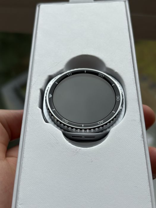 Samsung Galaxy Watch 8 Classic LTE 46mm  na gwarancji