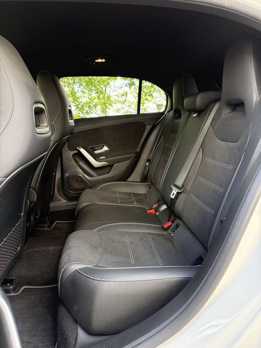 Mercedes A250e AMG Garantia