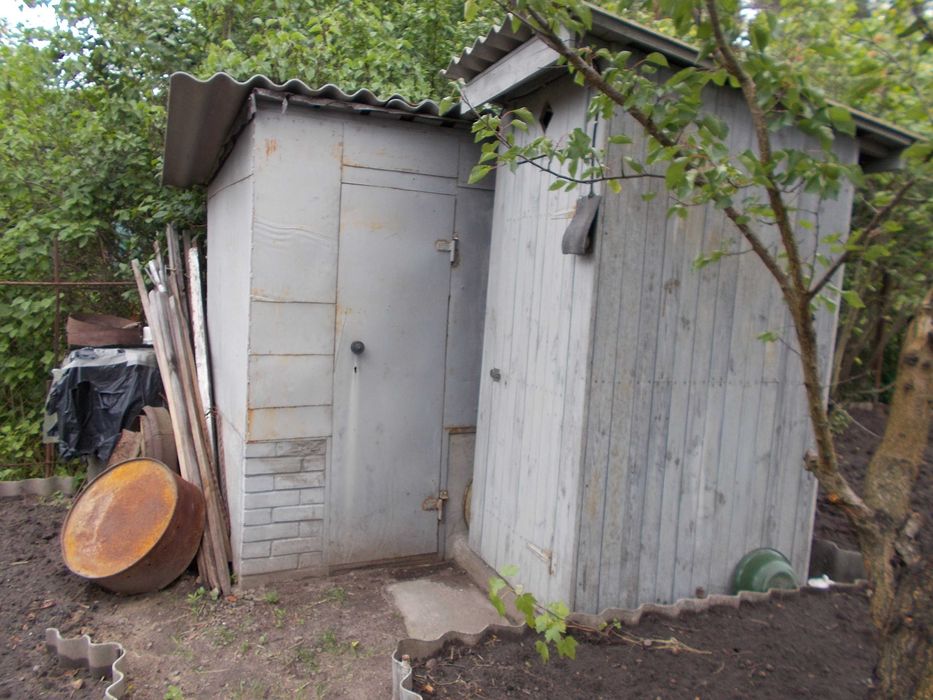 Продам приват зем ділянку 5 сот з будинком ст Хімік Гагаріна  Чернігів