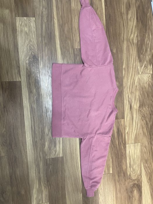 Różowa bluza cropped Nike