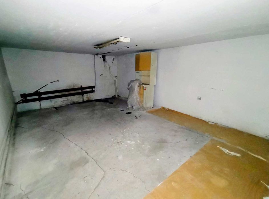 Високий гараж більше 300 м2 АГК Олімп Дубки Космонавтів Троїцька