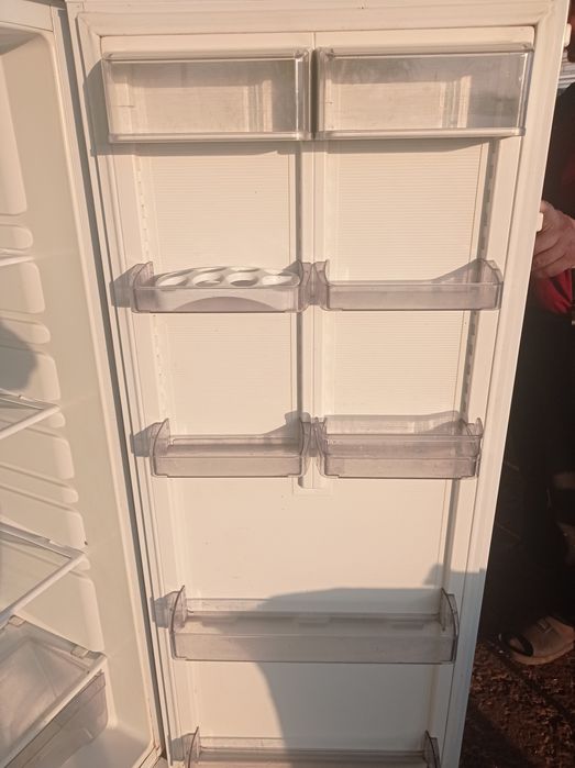 Продам холодильник атлант повністю в робочому стані