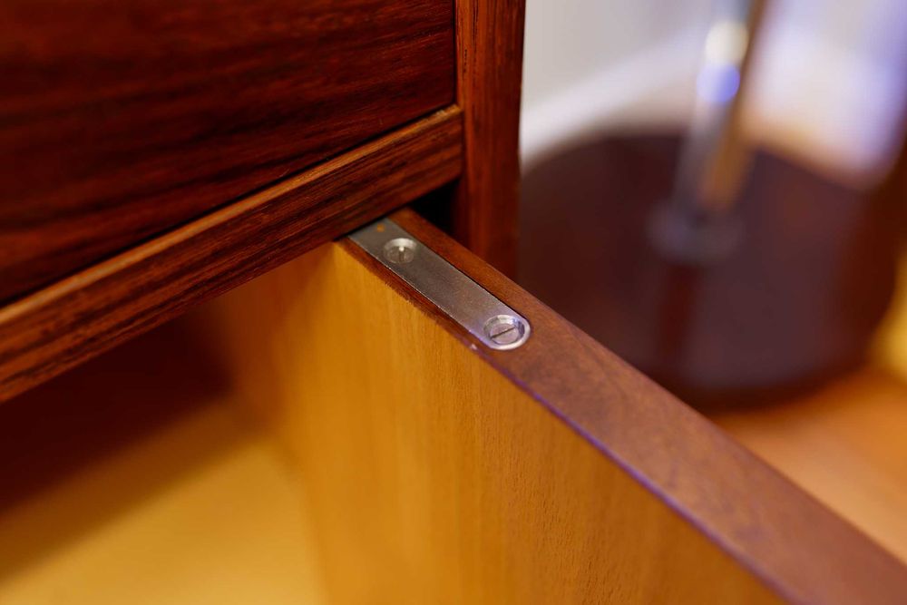szafka design modern vintage prl japandi skandynawska lata 60-80 mahoń