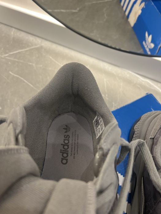 Кросівки adidas OZWEEGO GREY GX3323