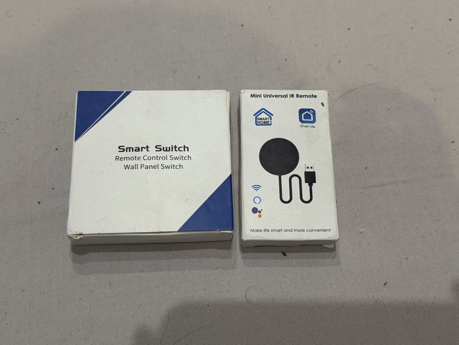 Продам два IR remote контроллера