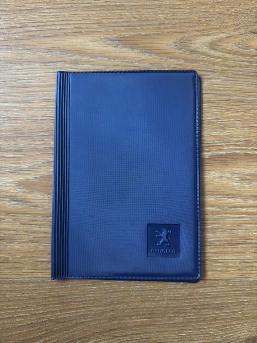 Etui na instrukcję obsługi / dokumenty Peugeot