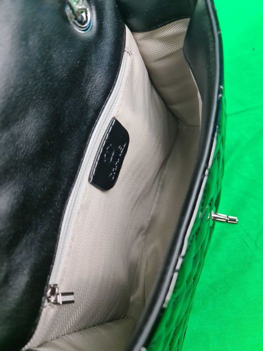 Torebka plecak Torba lakierowana czarna skórzana kuferek Premium