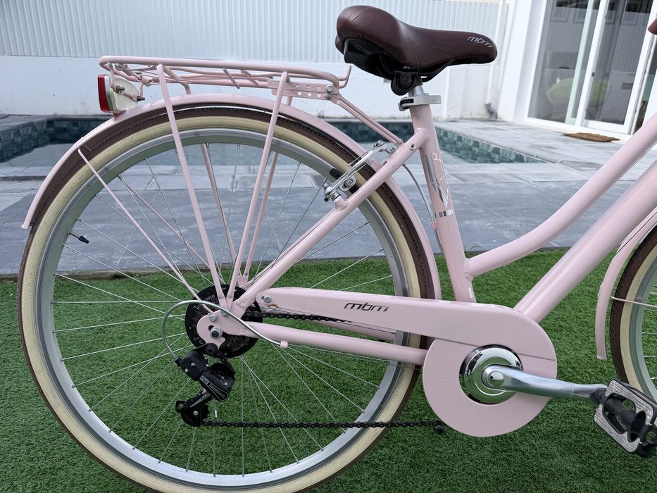 Bicicleta urbana MBM — 6 velocidades Shimano — Nova- pronta a andar