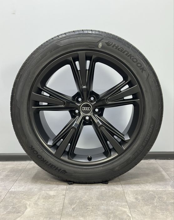 Оригінальні диски Audi Q8, SQ8 S-Line Facelift 5х112 R21. 4M8601025H