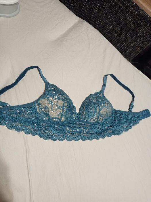 Бюст мякий без кісточок