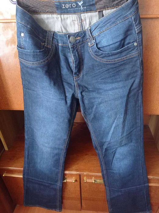 Продам джинси на дівчину