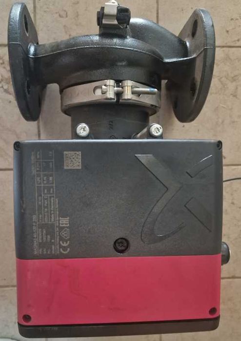 Pompa obiegowa Grundfos MAGNA3 40-120 F 250 | Sprawna