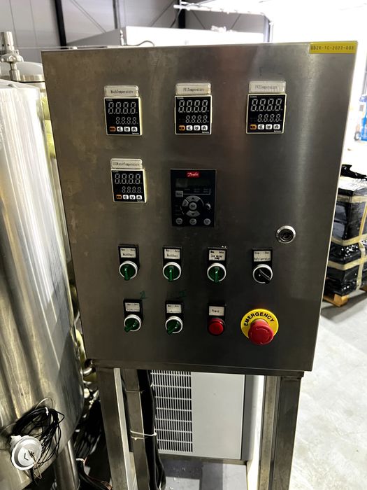 Na sprzedaż oferuję mobilny minibrowar 120l,