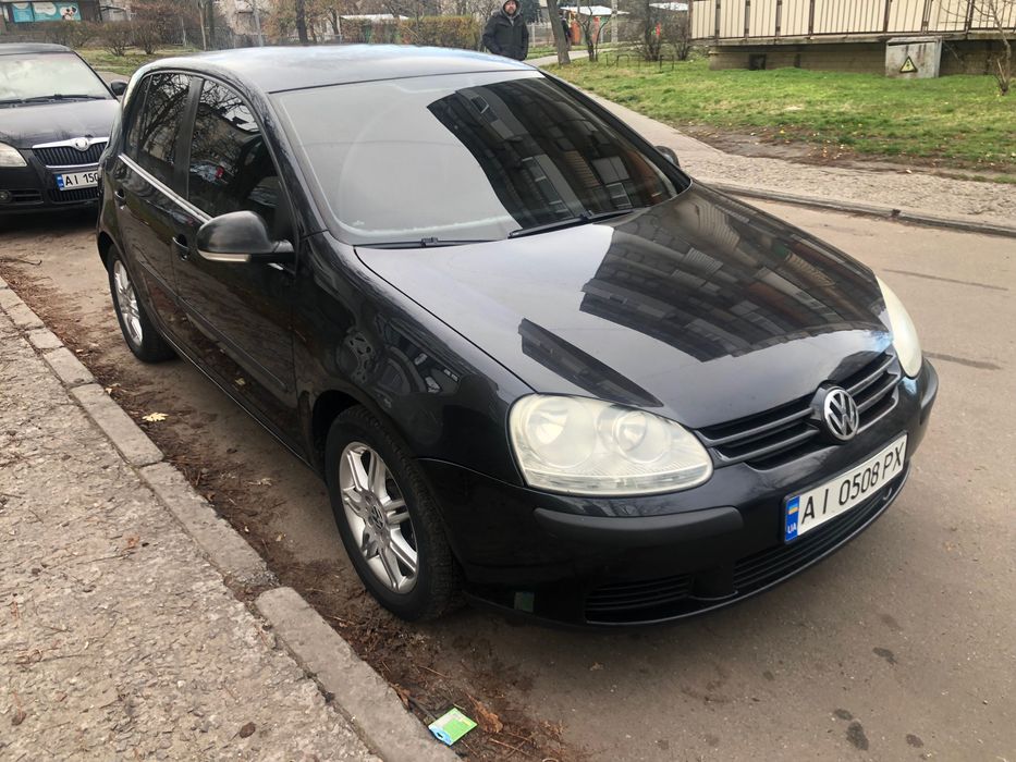 Гольф 5 2004 року