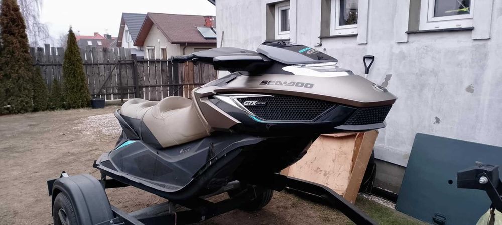 sea doo gtx IS czacha pokrywa schowka kompletna